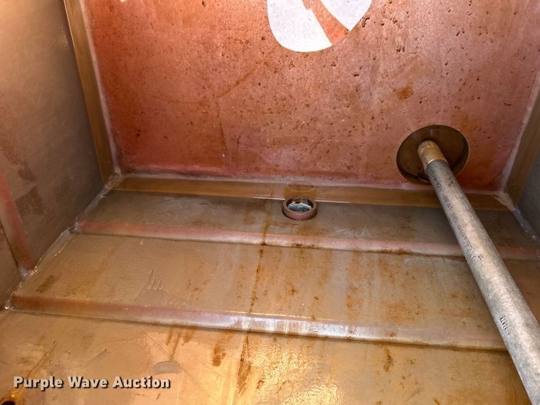 image for item DO1100 John Bean FMC turf sprayer