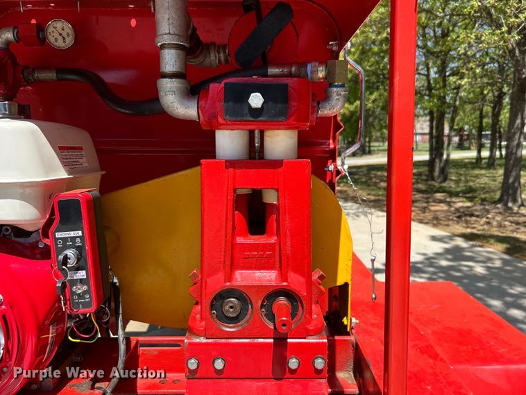 image for item DO1100 John Bean FMC turf sprayer