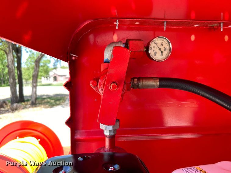 image for item DO1100 John Bean FMC turf sprayer