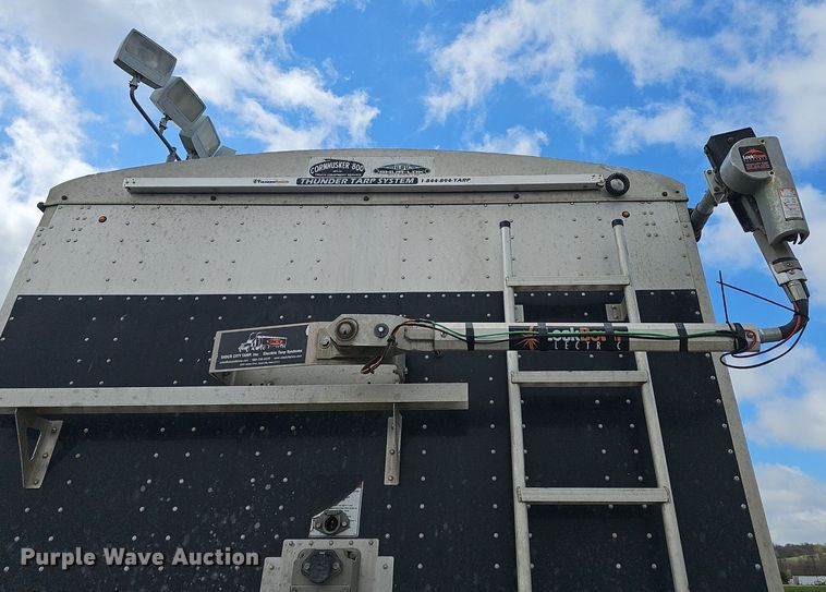 image for item DP0838 2016 Cornhusker 800 grain trailer