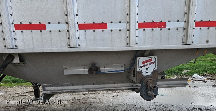 image for item DP0838 2016 Cornhusker 800 grain trailer