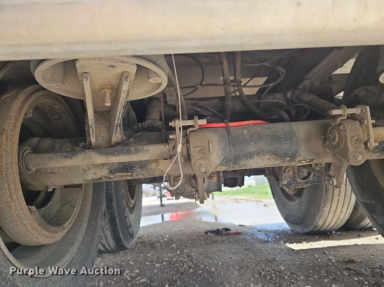 image for item DP0838 2016 Cornhusker 800 grain trailer