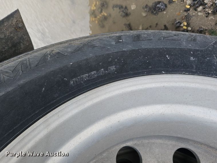 image for item DP0838 2016 Cornhusker 800 grain trailer