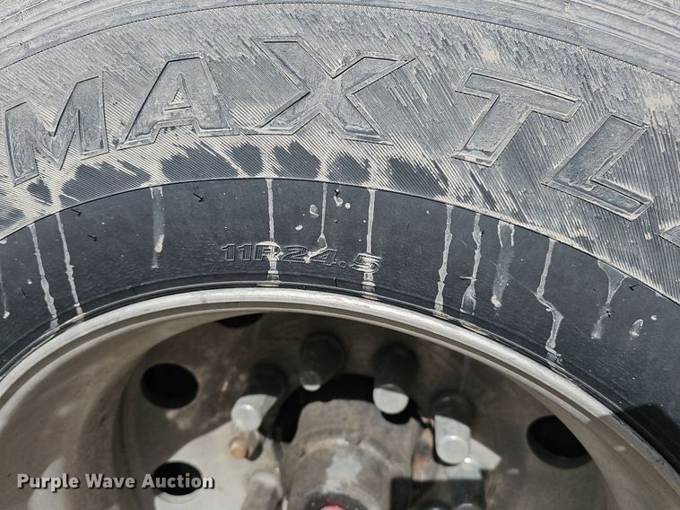 image for item DP0838 2016 Cornhusker 800 grain trailer