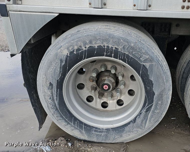 image for item DP0838 2016 Cornhusker 800 grain trailer