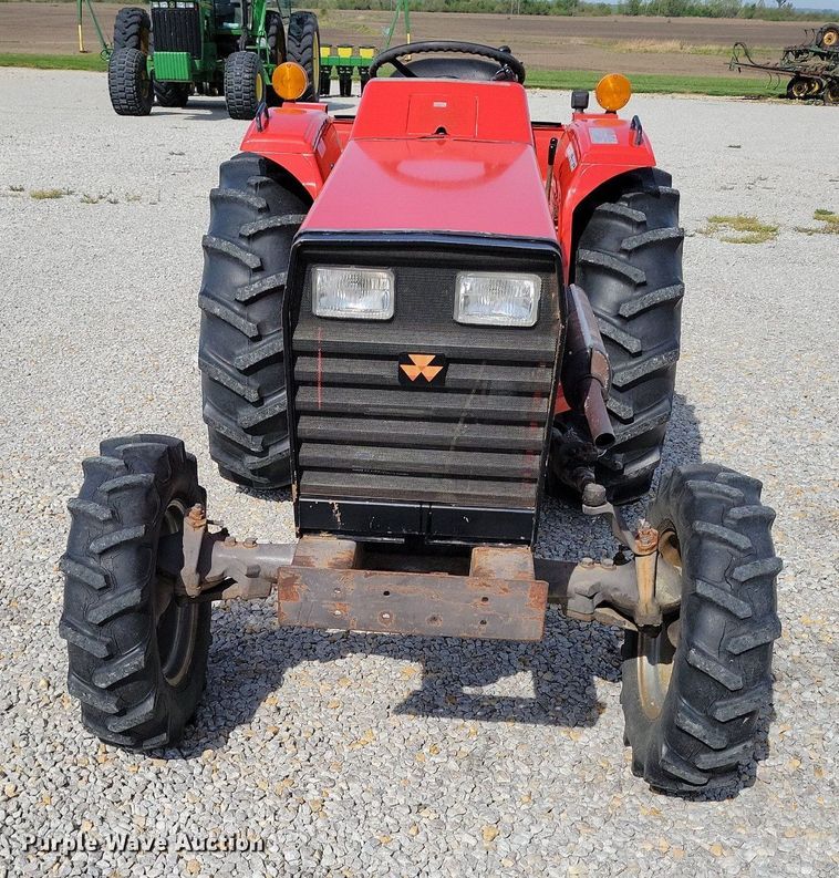 image for item DP1393 1989 Massey Ferguson 1035 MFWD tractor