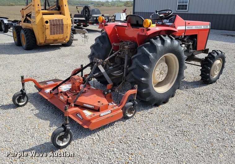 image for item DP1393 1989 Massey Ferguson 1035 MFWD tractor
