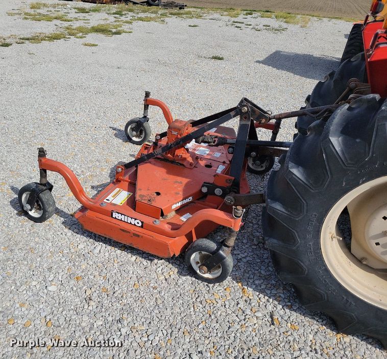 image for item DP1393 1989 Massey Ferguson 1035 MFWD tractor