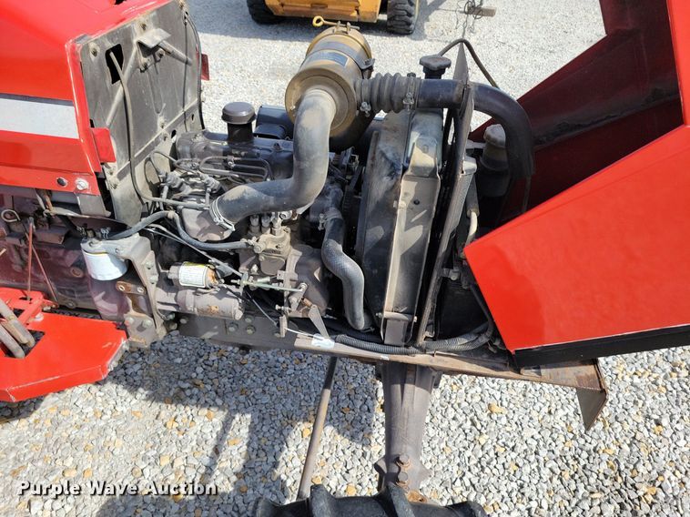 image for item DP1393 1989 Massey Ferguson 1035 MFWD tractor