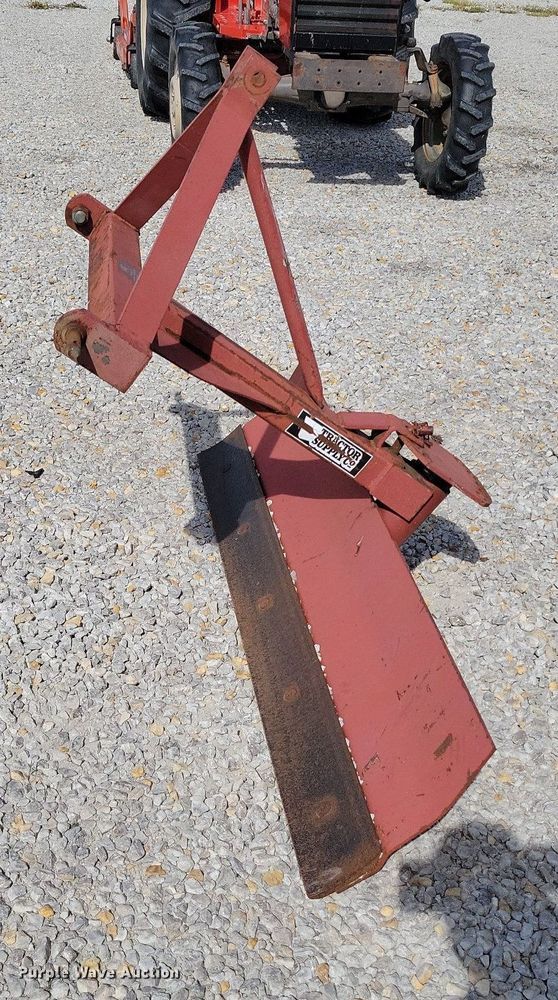 image for item DP1393 1989 Massey Ferguson 1035 MFWD tractor