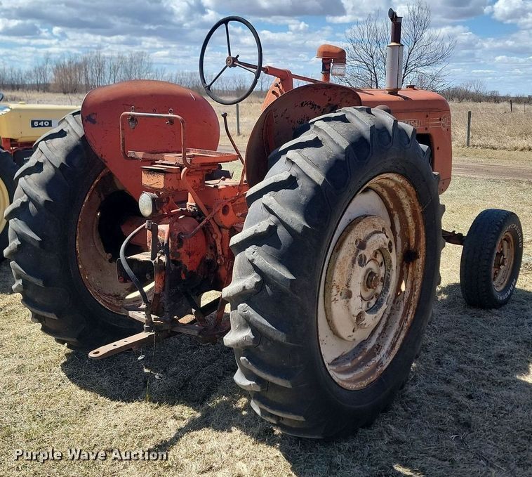 image for item DP3520 Cockshutt 40 tractor