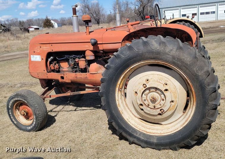 image for item DP3520 Cockshutt 40 tractor