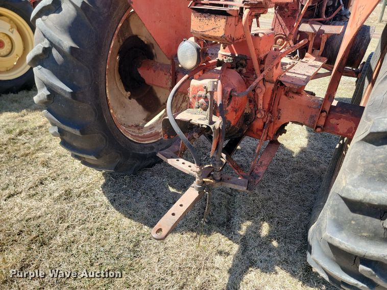 image for item DP3520 Cockshutt 40 tractor