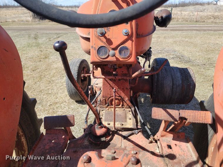 image for item DP3520 Cockshutt 40 tractor