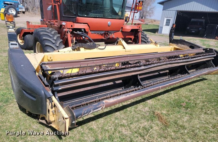 image for item DP3526 2005 New Holland  HW325 swather / windrower