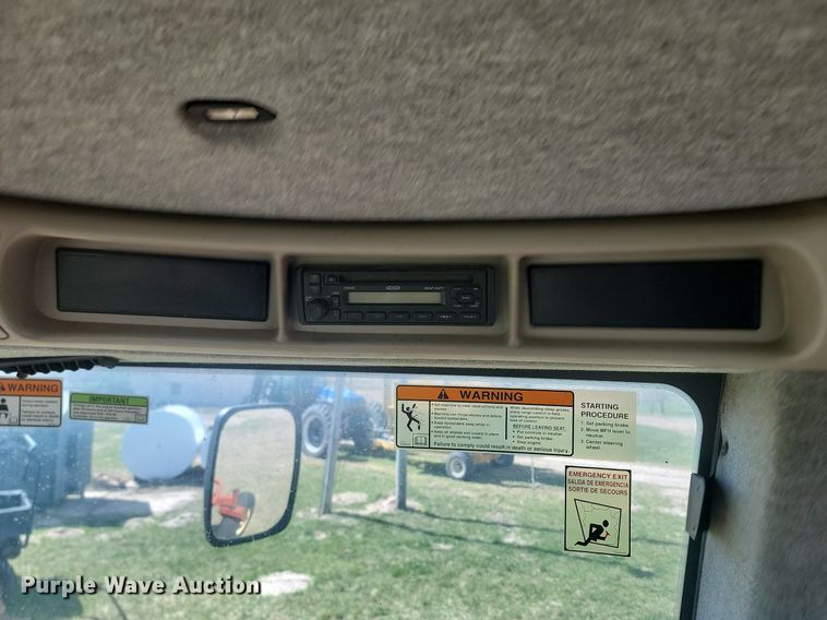 image for item DP3526 2005 New Holland  HW325 swather / windrower