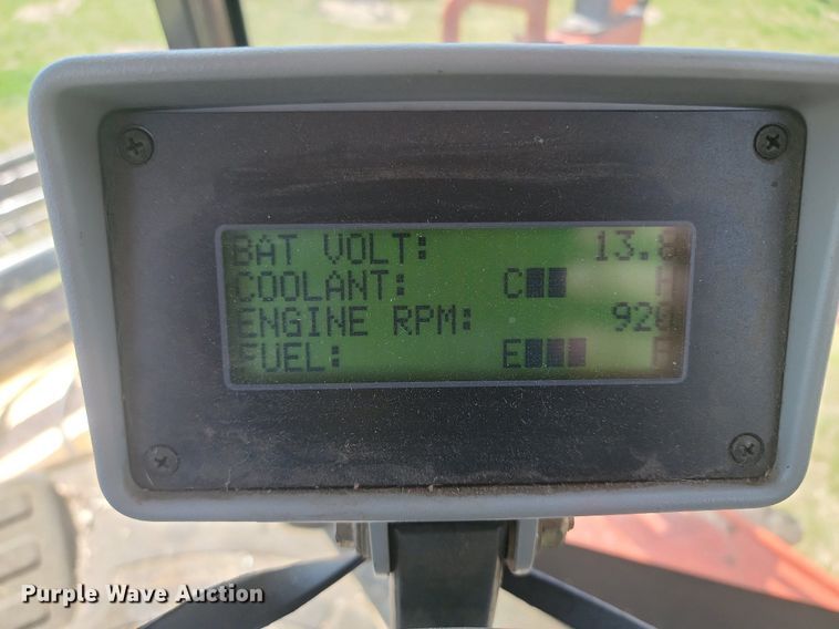 image for item DP3526 2005 New Holland  HW325 swather / windrower