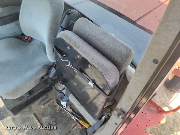 image for item DP3526 2005 New Holland  HW325 swather / windrower