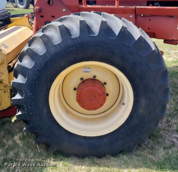 image for item DP3526 2005 New Holland  HW325 swather / windrower