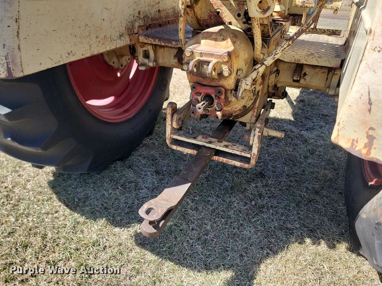 image for item DP5666 Cockshutt  550 tractor