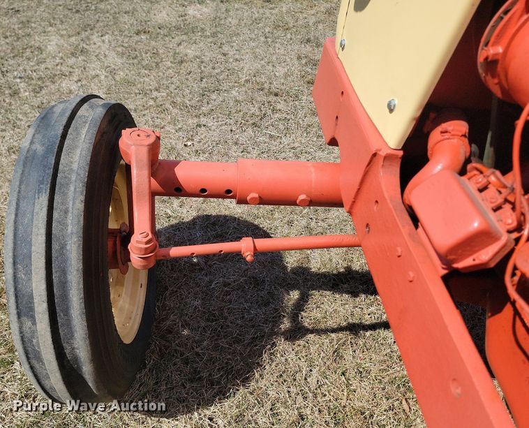 image for item DP5667 Cockshutt 540 tractor