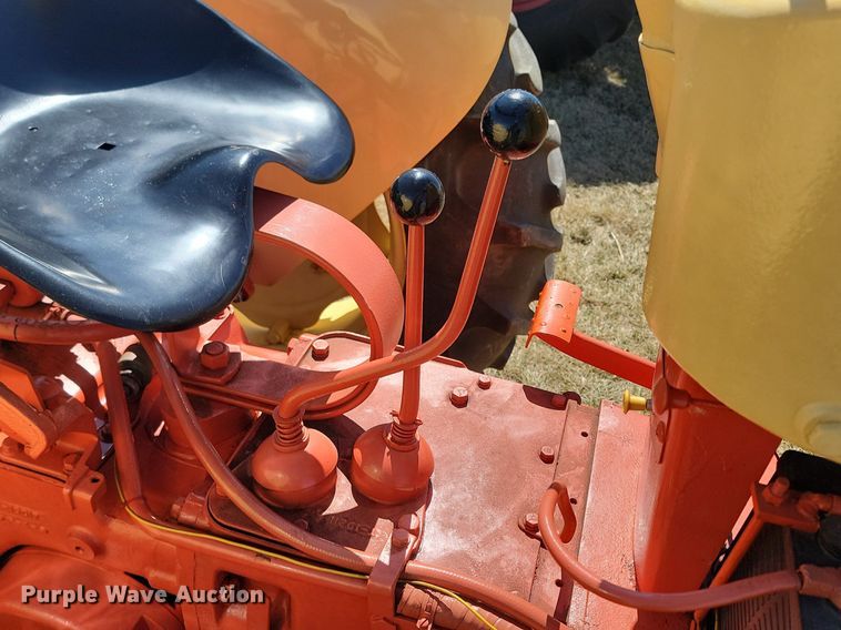 image for item DP5667 Cockshutt 540 tractor