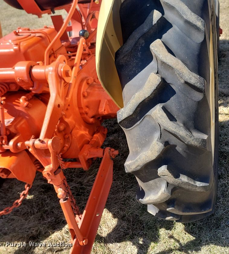 image for item DP5667 Cockshutt 540 tractor