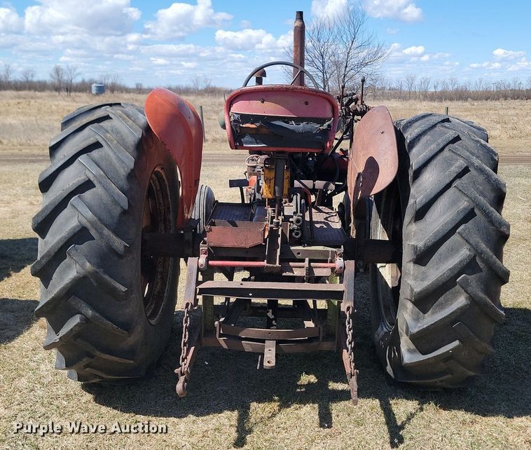 image for item DP5668 Cockshutt 30 tractor