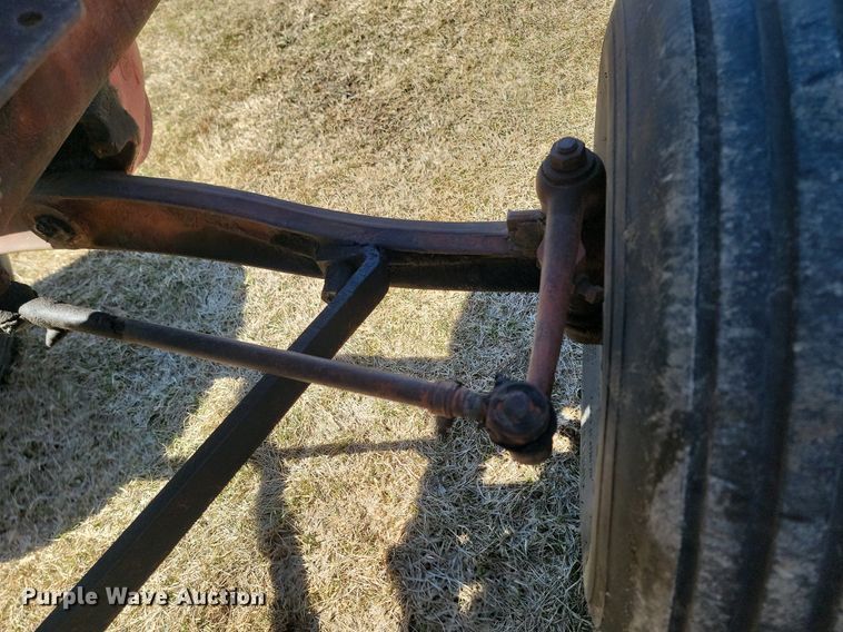 image for item DP5668 Cockshutt 30 tractor