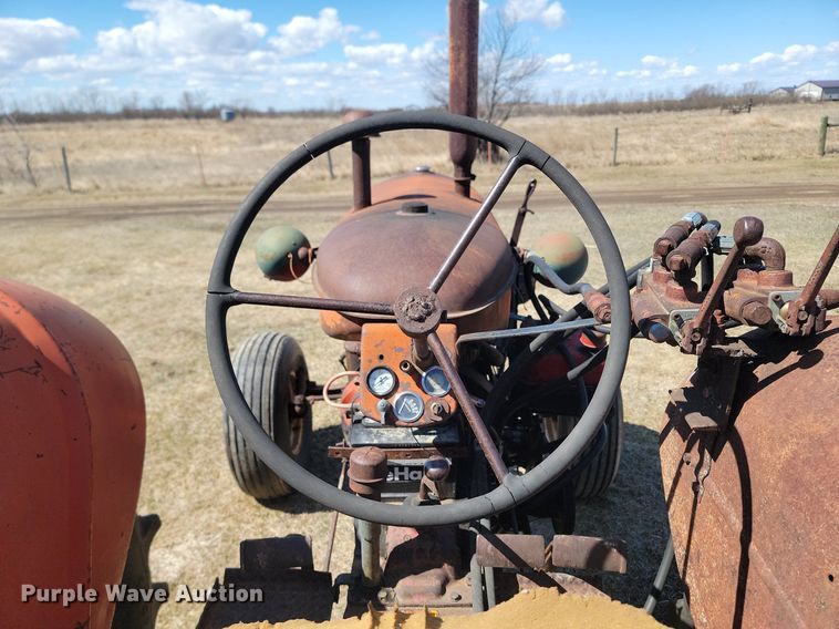 image for item DP5668 Cockshutt 30 tractor