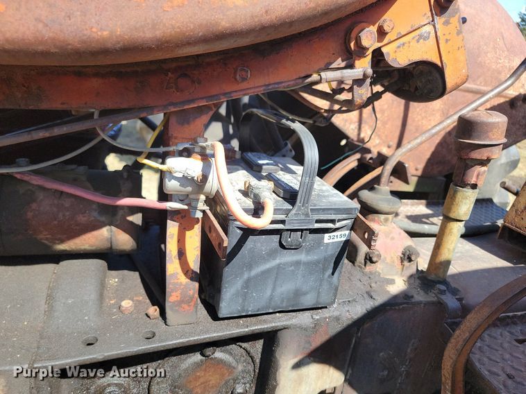 image for item DP5668 Cockshutt 30 tractor