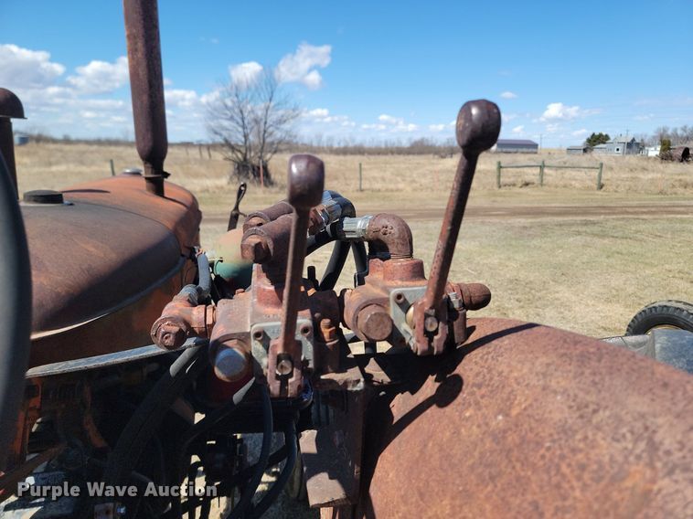 image for item DP5668 Cockshutt 30 tractor