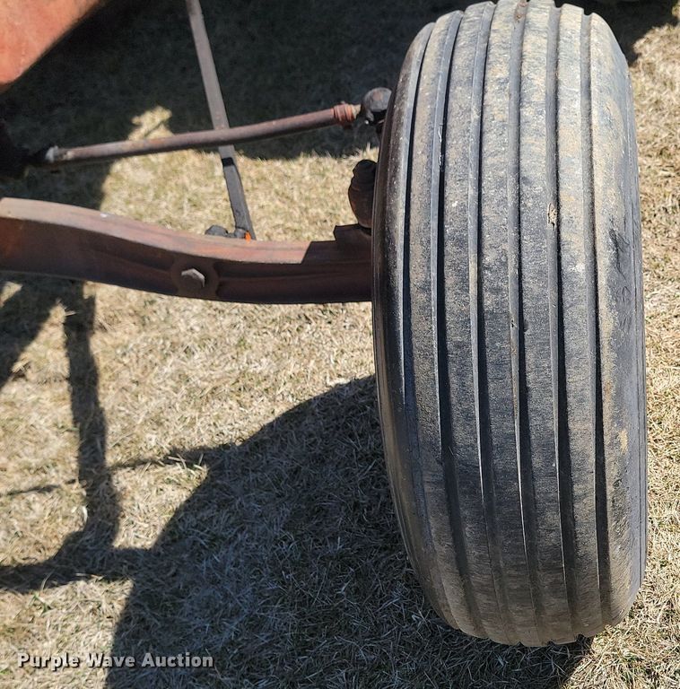 image for item DP5668 Cockshutt 30 tractor