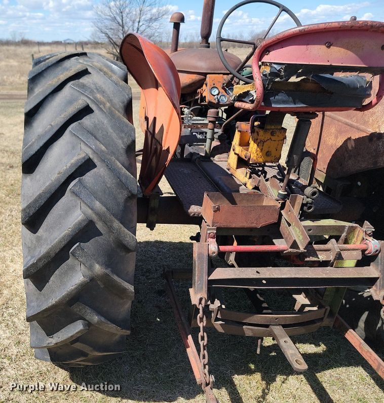 image for item DP5668 Cockshutt 30 tractor