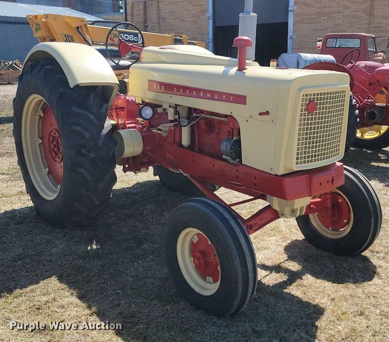 image for item DP5670 Cockshutt 560 tractor
