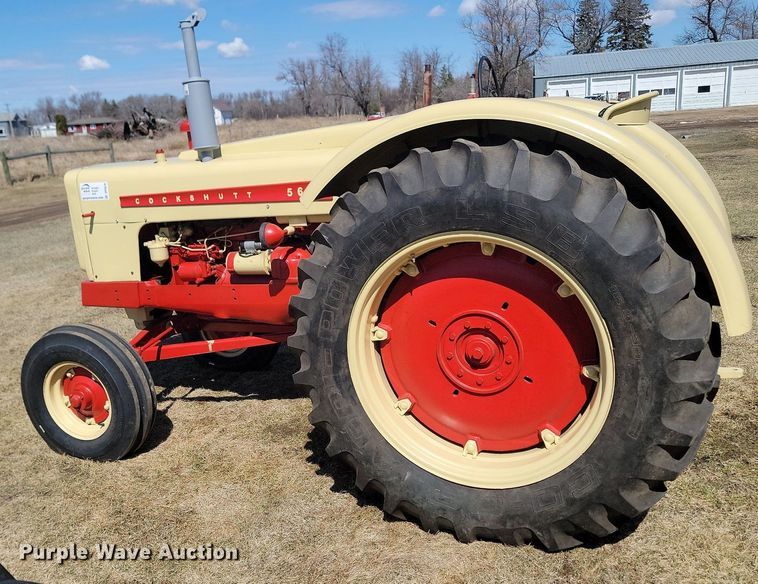 image for item DP5670 Cockshutt 560 tractor