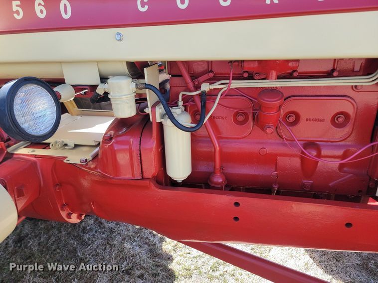 image for item DP5670 Cockshutt 560 tractor