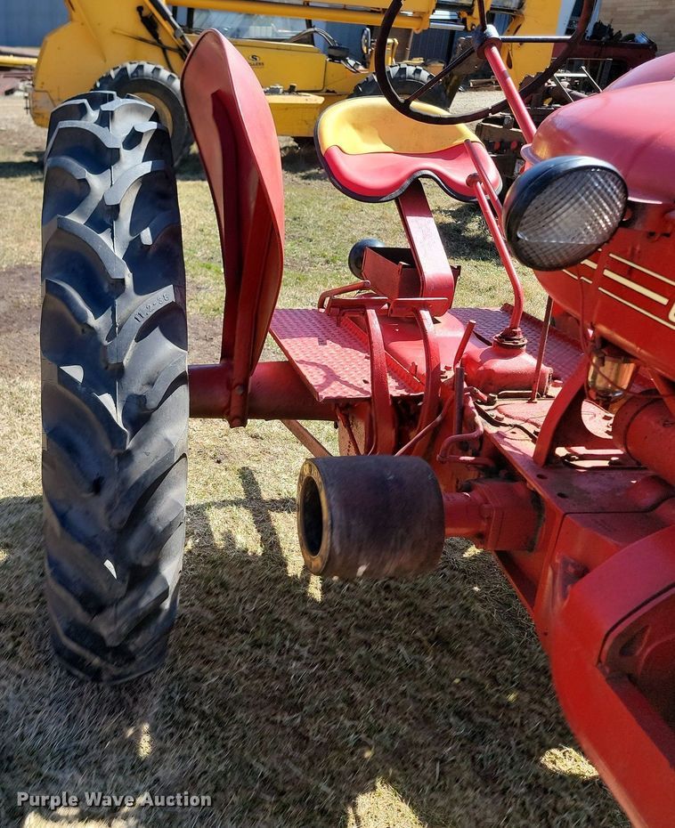 image for item DP5675 Cockshutt  30 tractor