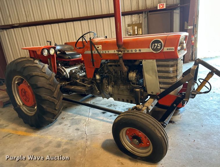 image for item DQ0752 1968 Massey Ferguson  175 tractor