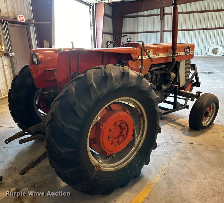 image for item DQ0752 1968 Massey Ferguson  175 tractor