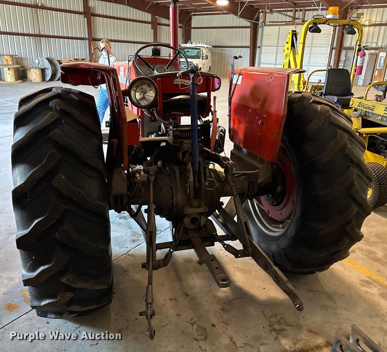 image for item DQ0752 1968 Massey Ferguson  175 tractor