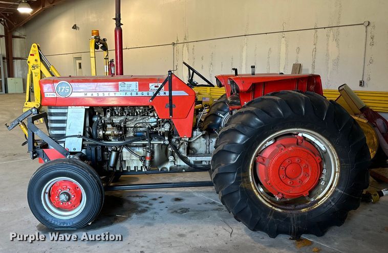 image for item DQ0752 1968 Massey Ferguson  175 tractor