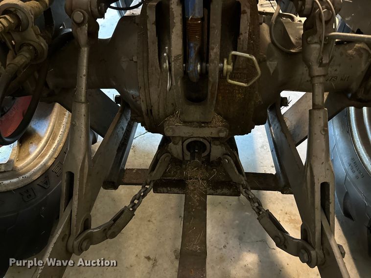 image for item DQ0752 1968 Massey Ferguson  175 tractor