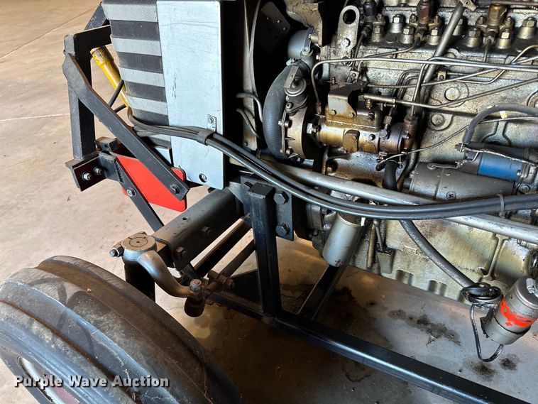 image for item DQ0752 1968 Massey Ferguson  175 tractor