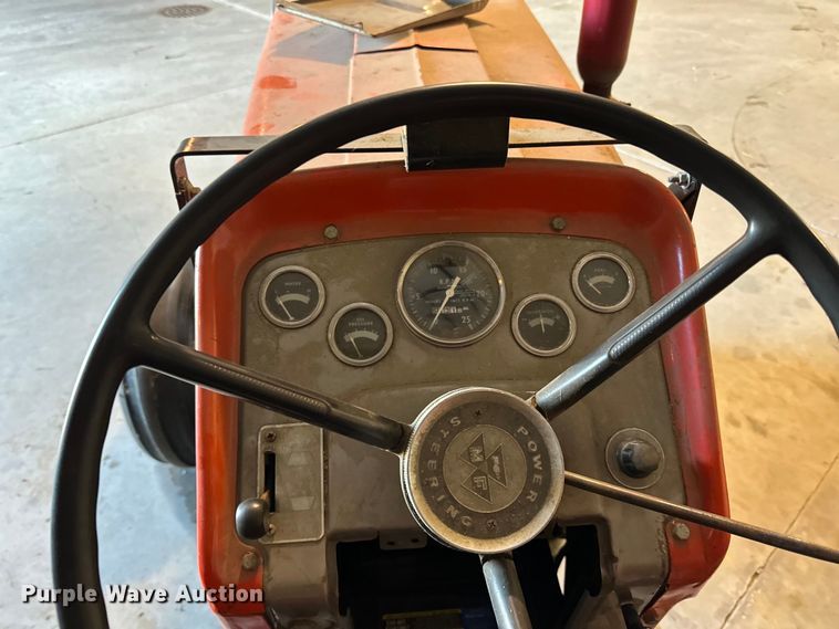 image for item DQ0752 1968 Massey Ferguson  175 tractor