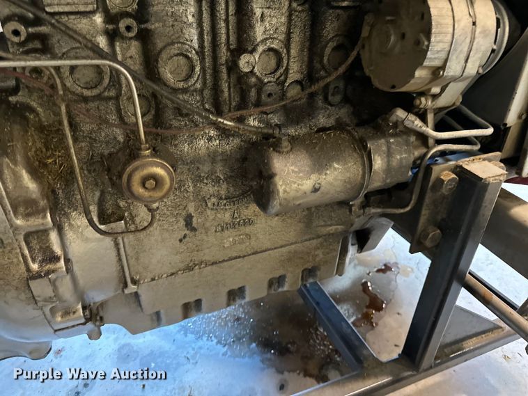 image for item DQ0752 1968 Massey Ferguson  175 tractor