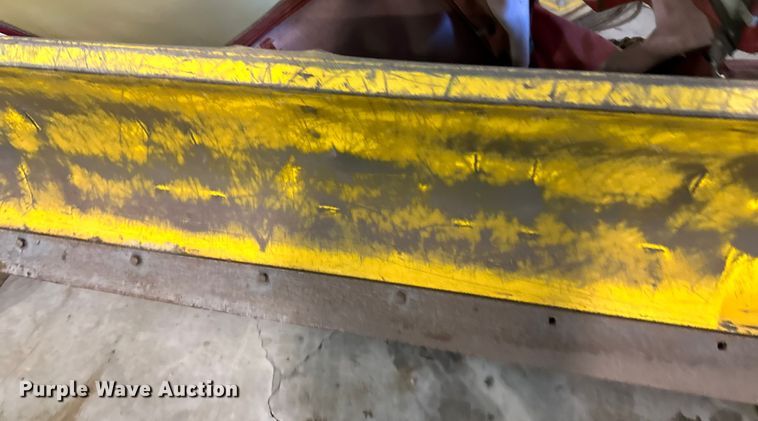 image for item DQ0752 1968 Massey Ferguson  175 tractor