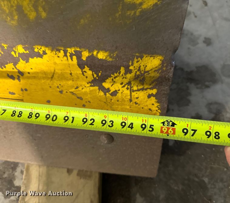 image for item DQ0752 1968 Massey Ferguson  175 tractor