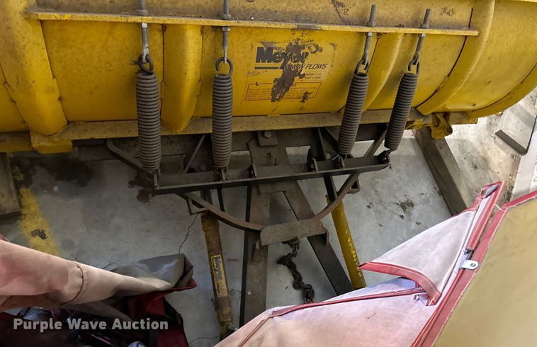 image for item DQ0752 1968 Massey Ferguson  175 tractor