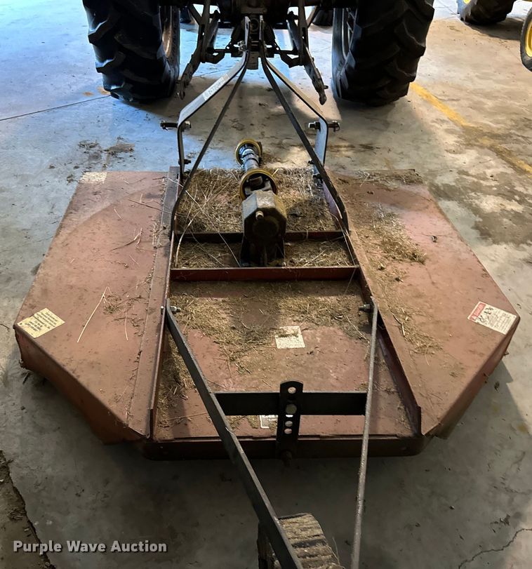 image for item DQ0752 1968 Massey Ferguson  175 tractor